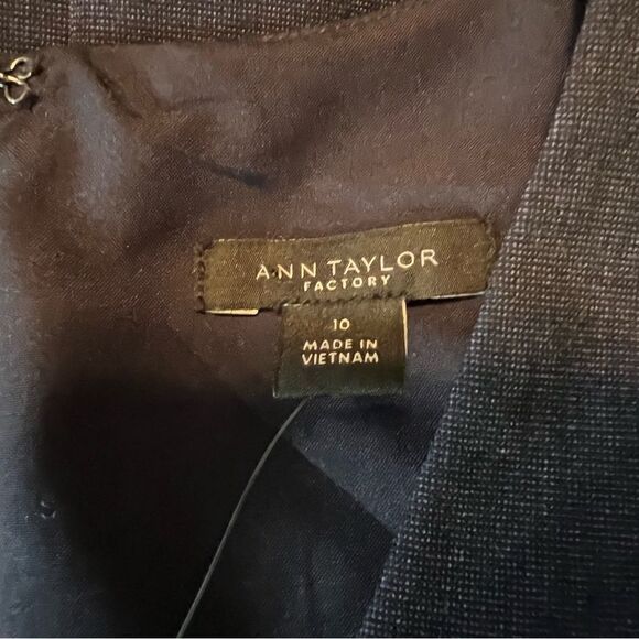 NWT! Ann Taylor factory navy short sleeve dress - Picture 8 of 10